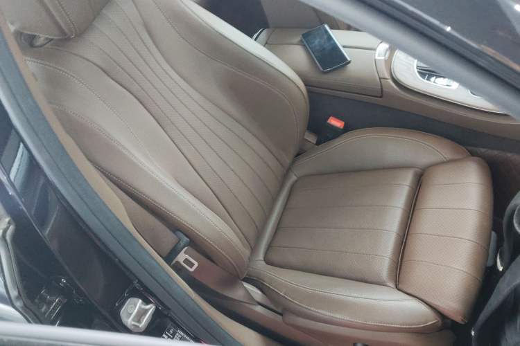 Used Mercedes-Benz E-Class 2023 E 260 L