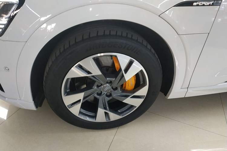 Used Audi e-tron 2019 55 quattro Fashion Edition
