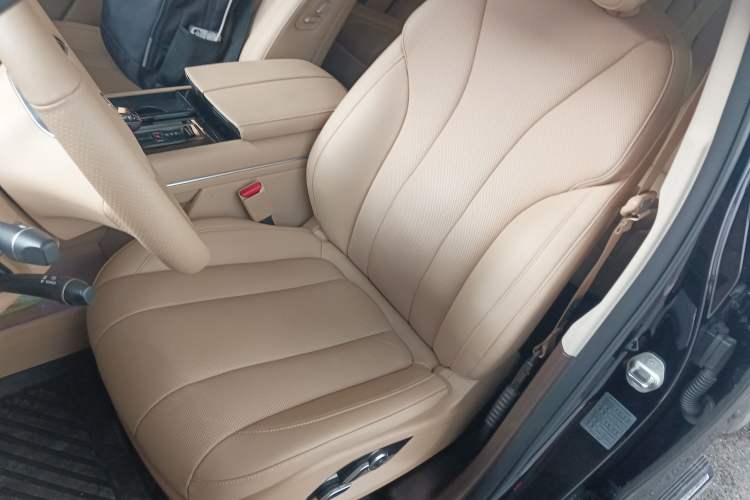 Used Hima AITO M7 2024 1.5T Intelligent Driving 4WD Max Edition 5 Seats