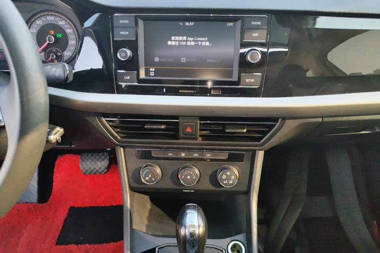 Used Volkswagen Lavida 2019 1.5L Automatic Comfort Edition China VI Standard
