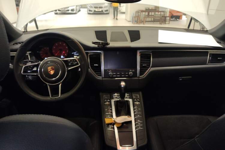 Used Porsche Macan 2017 Macan 2.0T
