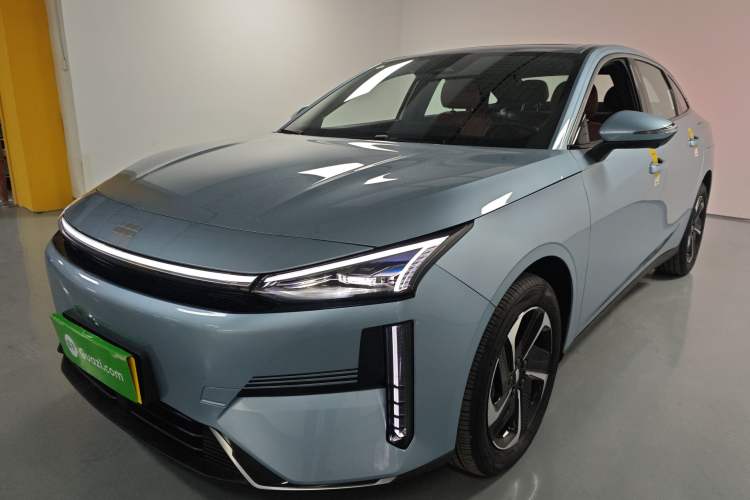 Used Geely Galaxy L6 2025 EM-i 140km Starship Edition