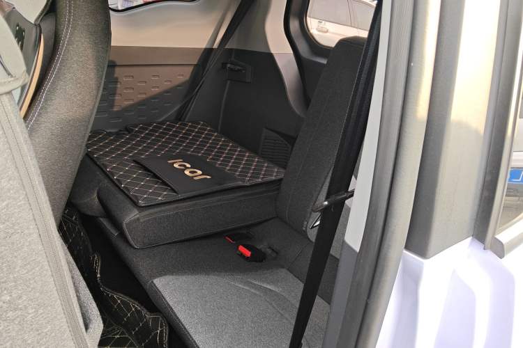 Used Chery QQ Ice Cream 2022 170km Sundae Phosphate Lithium-Ion
