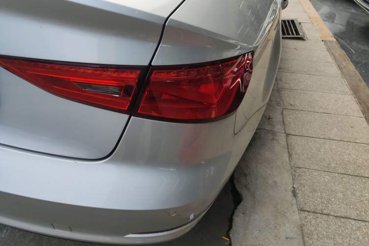 Used Audi A3 2014 Limousine 35 TFSI Automatic Comfort Model
