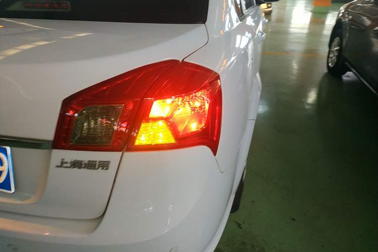 Used Buick Excelle 2015 1.5L Automatic Classic Model
