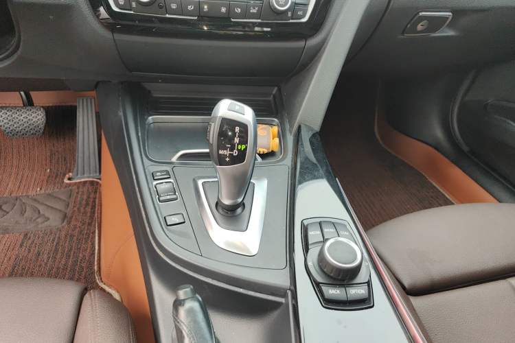 Used BMW 3 Series 2018 320Li Fashion Model
