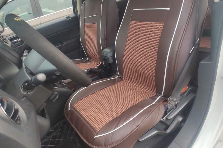 Used Jeep Compass (Import) 2015 2.0L two-wheel drive sport version