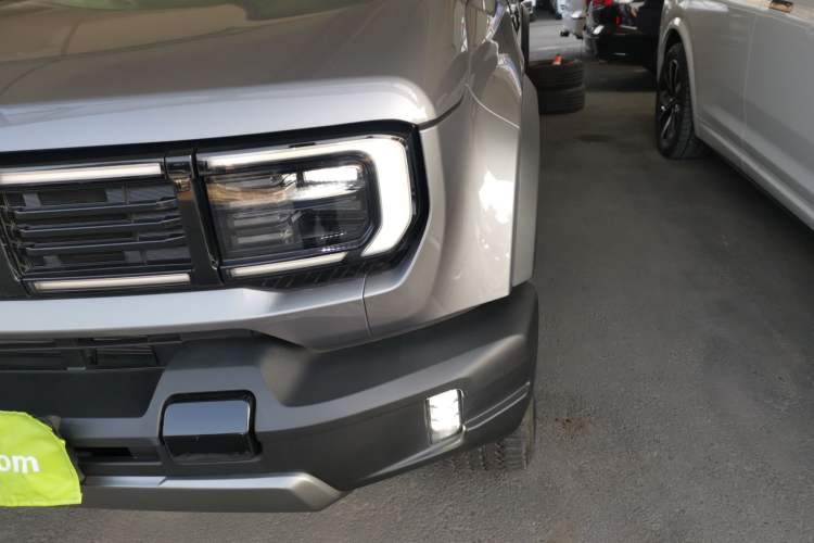 Used  BJ40 2024 2.0D All-New Blade Hero Crosser
