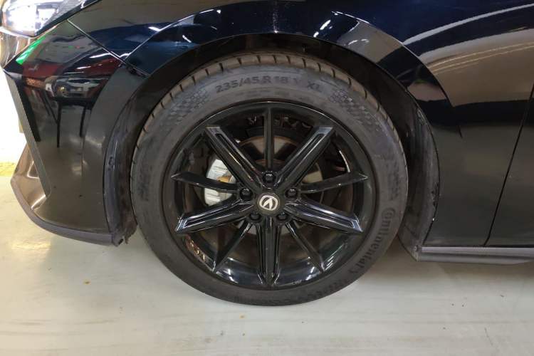 Used Changan UNI-V 2022 1.5T Prestige Version
