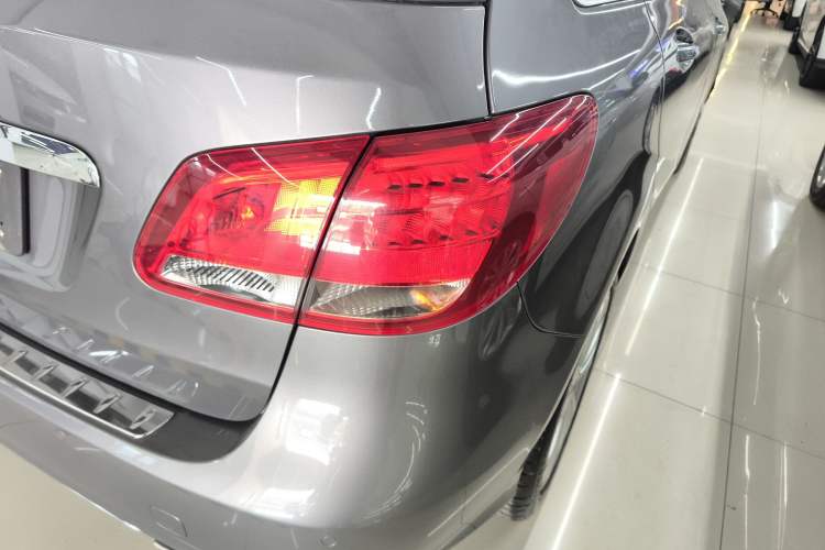 Used Mercedes-Benz B-Class 2018 B 200 Sport Edition