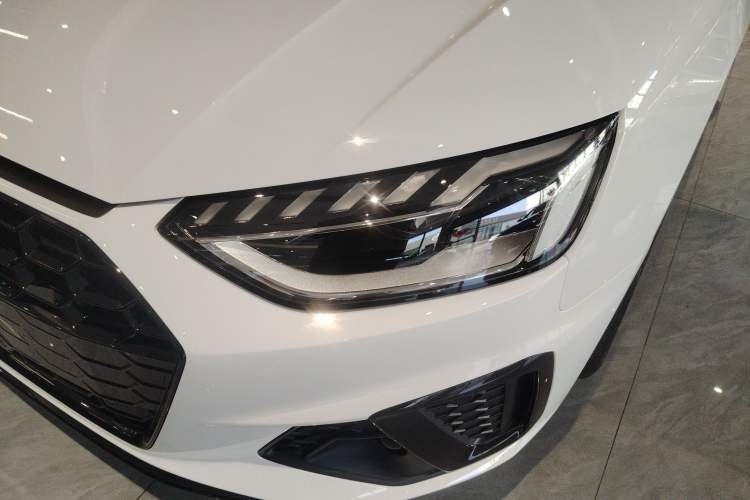 Used Audi A4L 2024 40 TFSI Luxury Dynamic Edition
