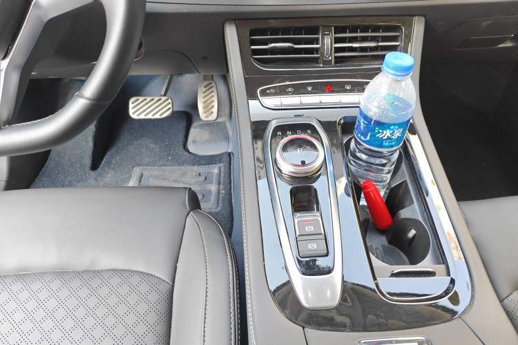 Used Skyworth HT-i 2024 1.5L PHEV 115KM Prestige Edition
