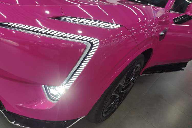 Used  11 2023 Harmony 116° Four-Wheel Drive Version
