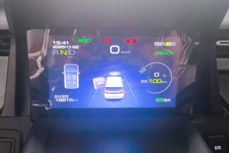 Used Wuling Hongguang MINIEV 2022 Macaron Premium Model – Lithium Iron Phosphate
