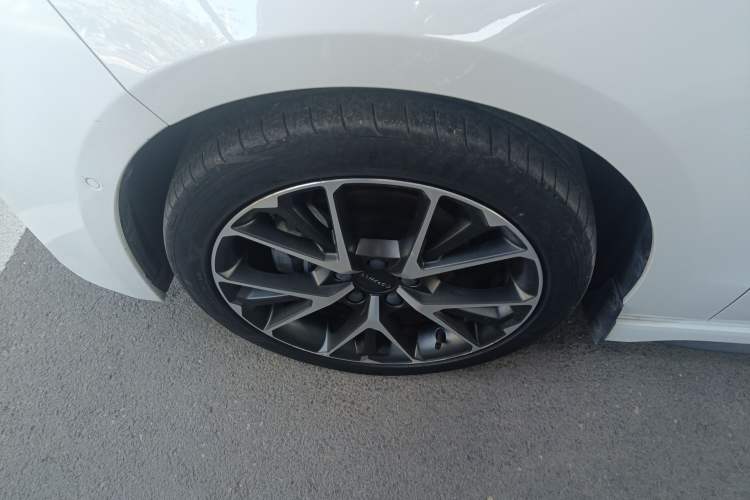 Used Lynk & Co 03 2020 1.5TD DCT JingPro Edition