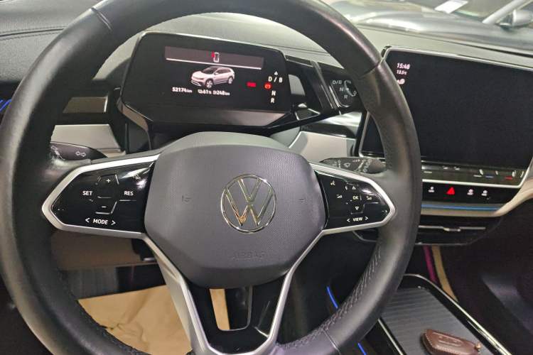 Used Volkswagen ID.6 CROZZ 2021 First Edition
