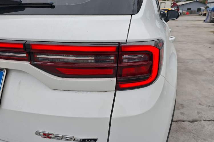 Used Changan CS35PLUS 2019 1.4T DCT Chuanlian Blue Whale Edition
