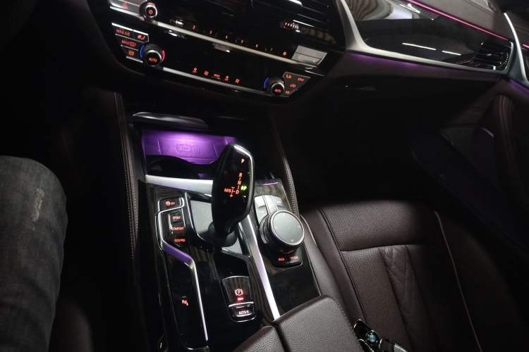 Used BMW 5 Series 2022 Restyled 525Li M Sport Package