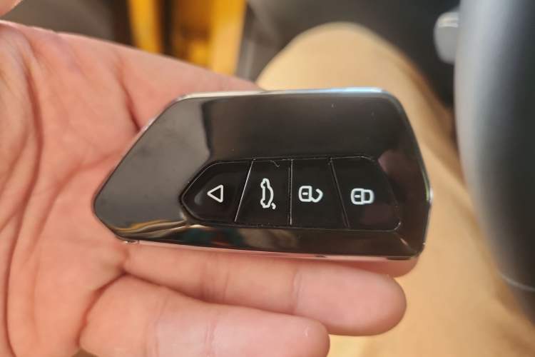 Used Bestune T77 2019 230 TID Automatic Luxury Version China VI Emission Standard