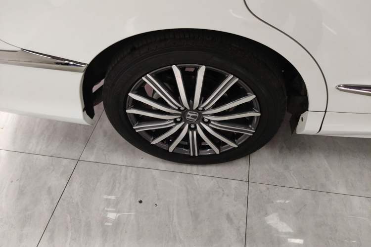 Used Honda Elysion 2022 2.0L eHEV Luxury First Edition
