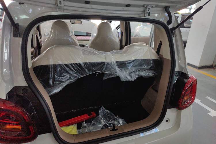 Used Wuling Hongguang MINIEV 2025 Four-Door Version Advanced Edition
