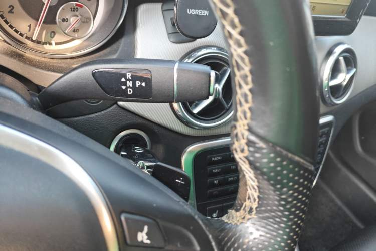 Used Mercedes-Benz GLA 2015 GLA 220 4MATIC Luxury Model
