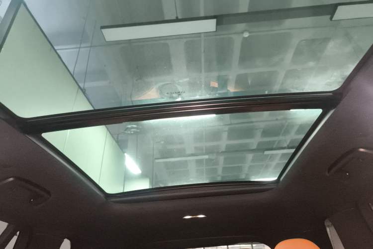 Used Lynk & Co 09 EM-P 2024 2.0TD EM-P Four-Wheel Drive PRO Seven-Seater
