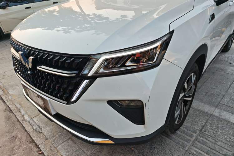 Used Wuling Asta 2021 1.5T CVT Starlight Edition
