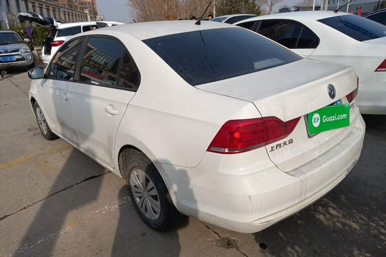 Used Volkswagen Santana 2016 1.6L Manual Fashion Edition