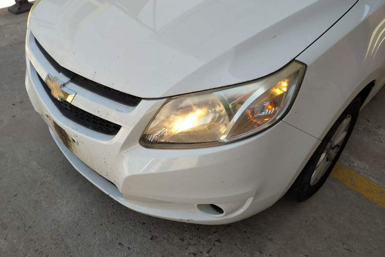 Used Chevrolet Sail 2013 Sedan 1.2L Manual Fashionable Happiness Edition
