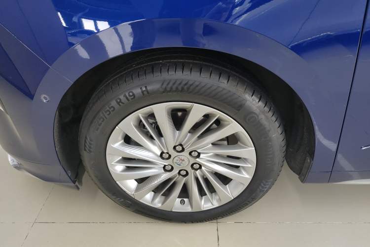 Used Buick Century 2023 2.0T Six-Seater Yinshi Edition
