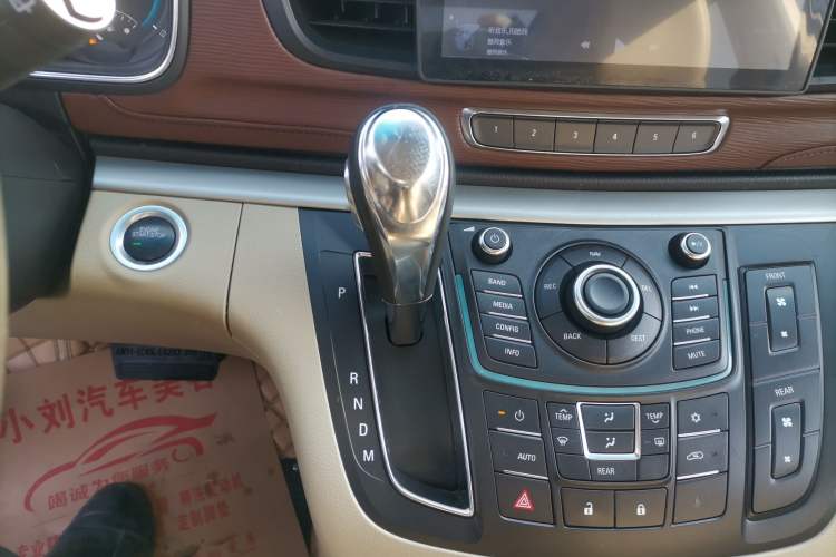 Used Buick GL8 2014 2.4L LT Luxury Business Executive Edition
