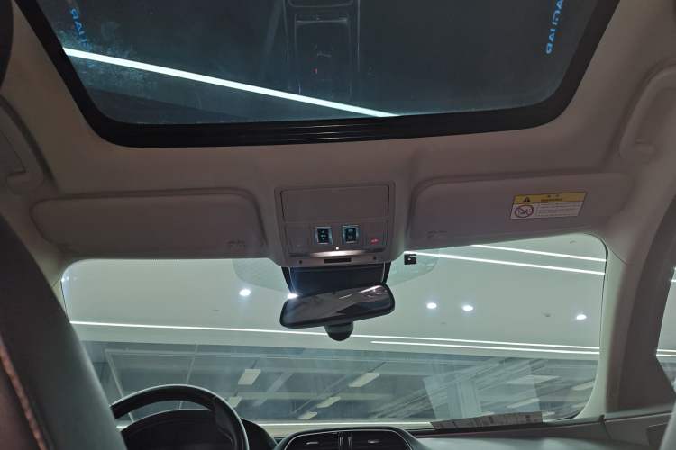 Used Jaguar XEL 2019 2.0T 200 PS Deluxe Edition