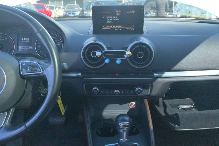 Used Audi A3 2016 Limousine 35 TFSI Style Edition
