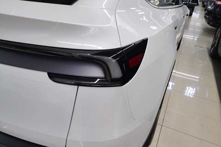 Used Tesla Model Y 