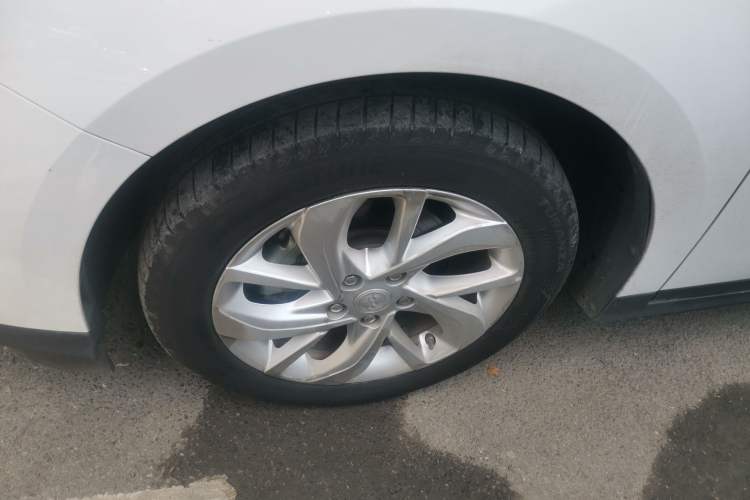 Used Buick Velite 6 2023 430km Range Commuter Version