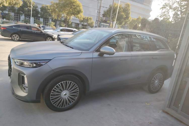 Used Chery Tiggo 8 L 2024 2.0T Two-Wheel Drive Prestige Version 5 Seats
