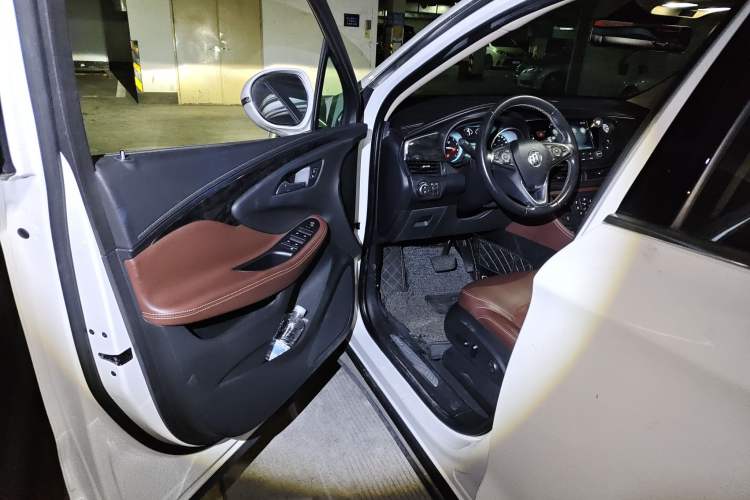 Used Buick Envision 2015 20T Two-Wheel-Drive Elite Model
