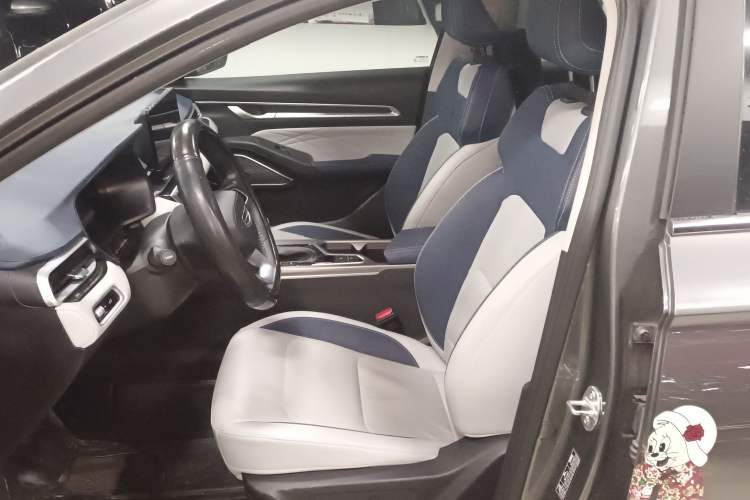 Used Geely Auto Emgrand 2022 4th Generation 1.5L CVT Flagship Model
