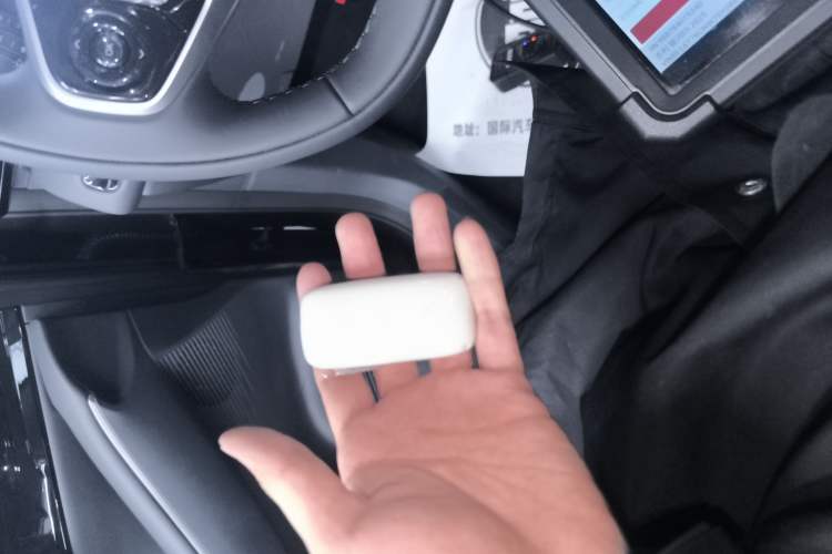 Used  E5 2024 440km Launch Edition
