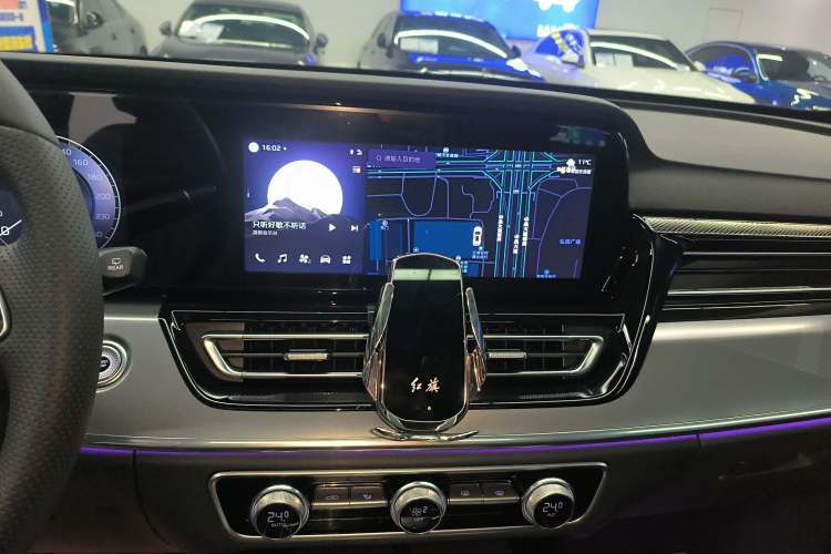 Used Hongqi HS5 2023 2.0T Four-Wheel Drive Flagship Pro Edition
