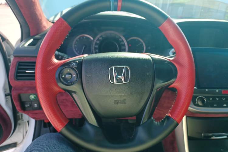 Used Honda Accord 2015 2.0L LX Comfort Edition
