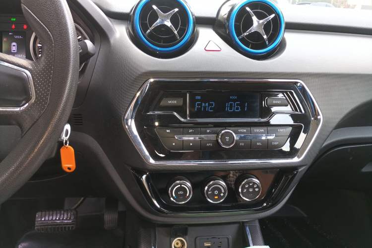 Used Soueast DX3 2018 EV400 Elite Edition