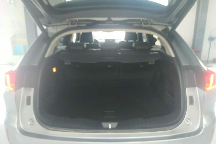 Used Wey VV5 2017 2.0T Flagship Edition
