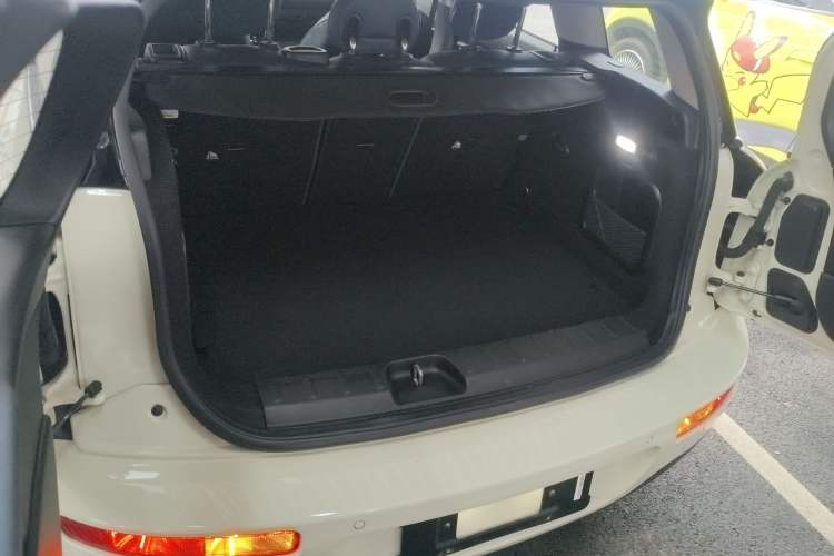 Used  Clubman 2019 1.5T COOPER Connoisseur
