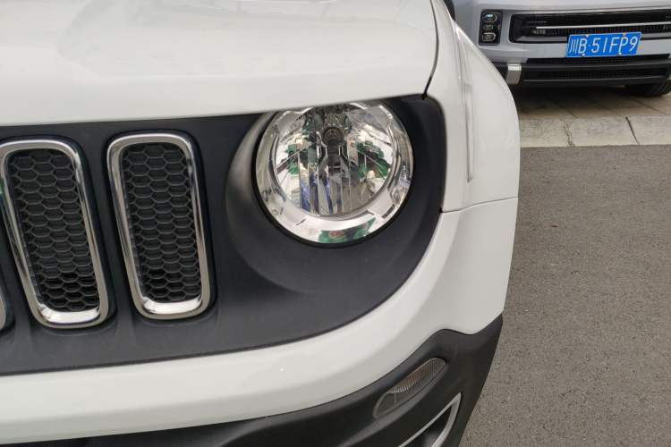 Used  Renegade 2018 Connected Large Screen Version 180T Automatic Jingneng Version
