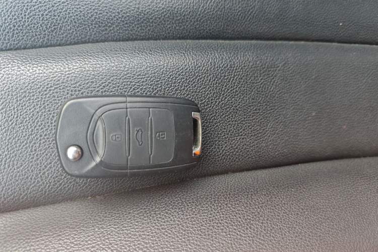 Used Baojun 310 2016 1.2L Manual Luxury Model
