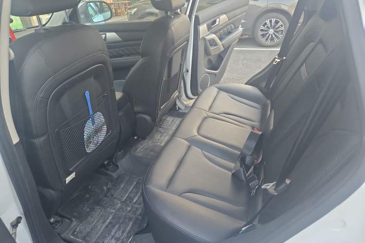 Used Haval H2 2016 Red-Label 1.5T Manual Two-Wheel Drive Luxury Model
