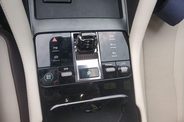 Used BYD Song PLUS New Energy 2025 EV Intelligent Driving Version 520km Premium Model