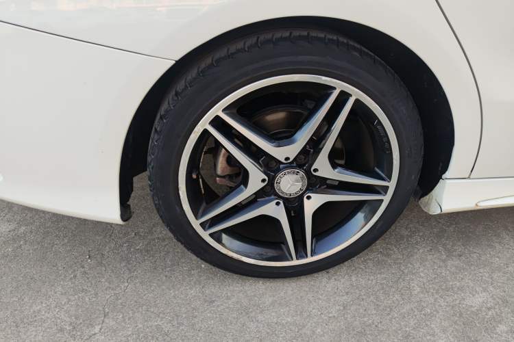 Used Mercedes-Benz CLA 2014 CLA 260 4MATIC
